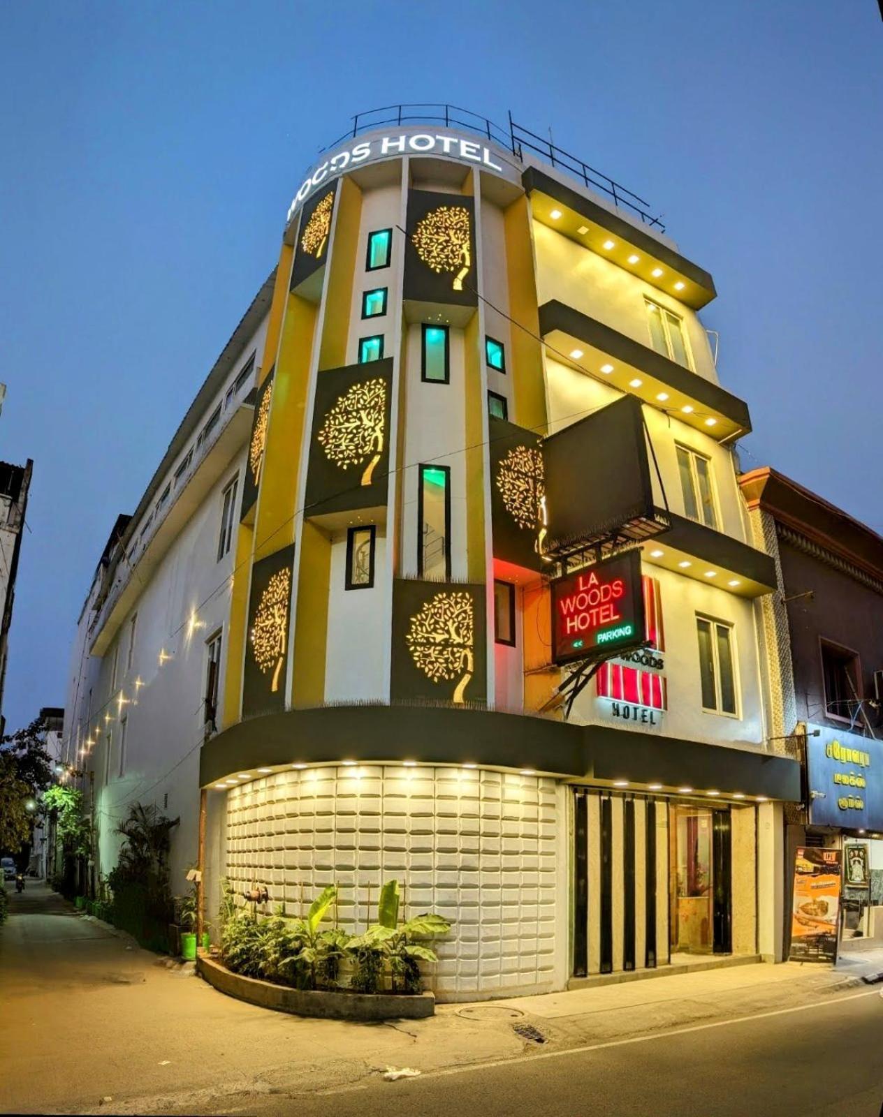 La Woods Hotel Chennai Zewnętrze zdjęcie